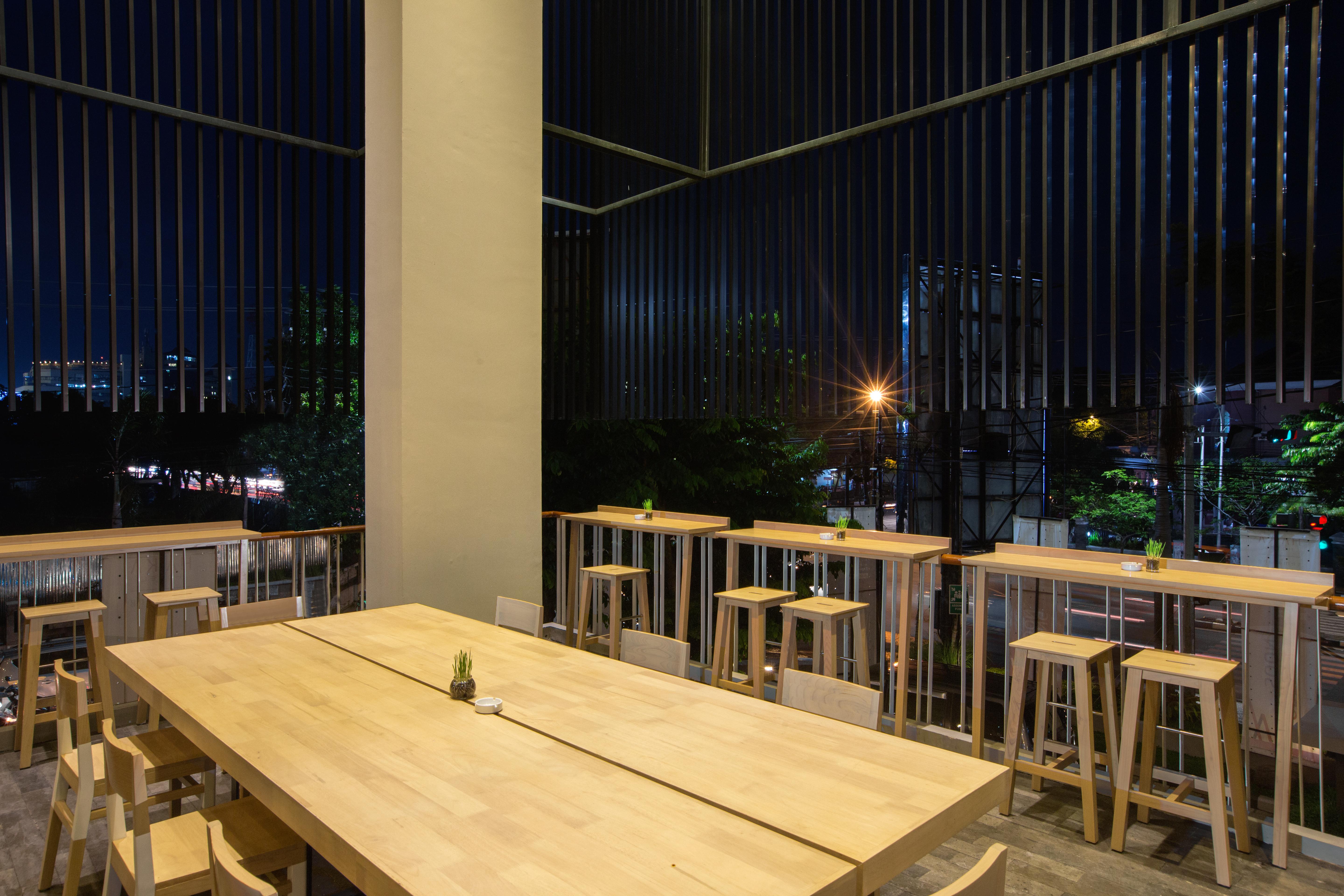 Up-Peak Hotel Simpang Lima Semarang Formerly Ha-Ka Simpanglima Hotel Семаранг Экстерьер фото
